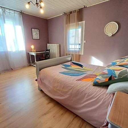 Maison De Village Avec Jardin Torpes  Eksteriør billede
